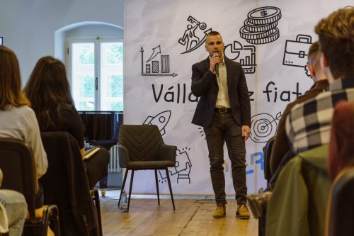 Start-Up